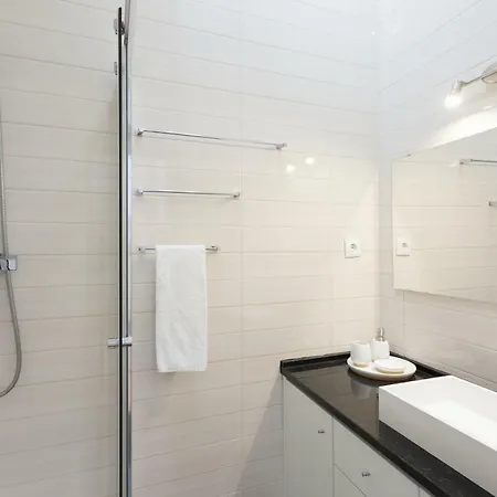 Bohemian Loft In Principe Real Lisbon
