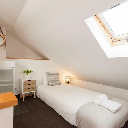 Bohemian Loft In Principe Real Лиссабон