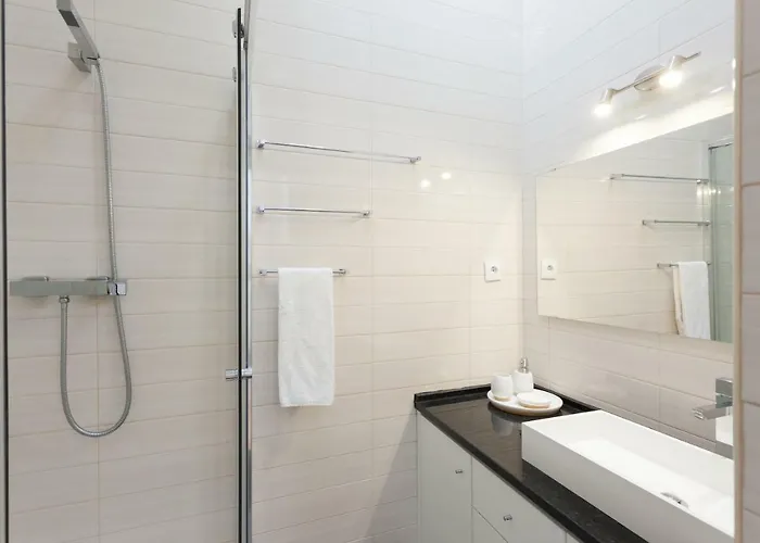 Bohemian Loft In Principe Real Лиссабон