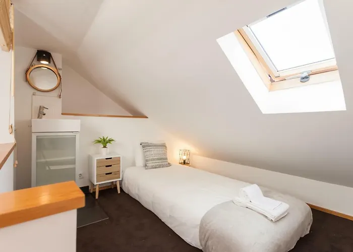 Bohemian Loft In Principe Real Лиссабон