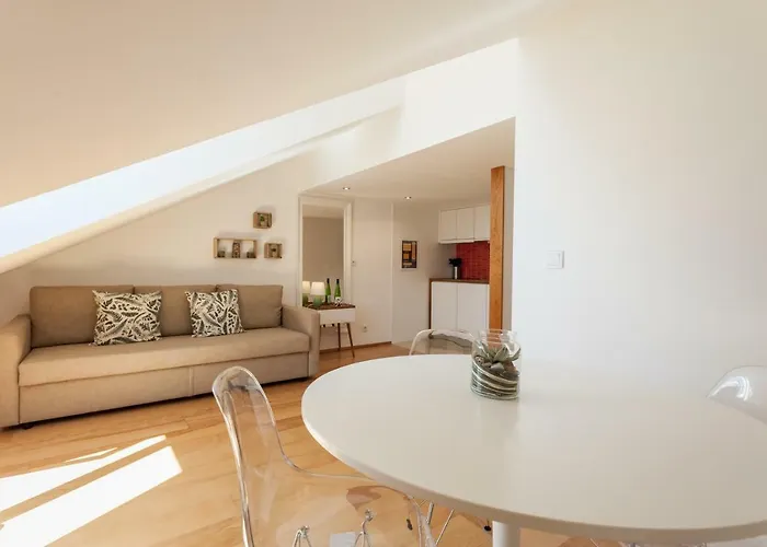 Bohemian Loft In Principe Real Апартаменты Лиссабон